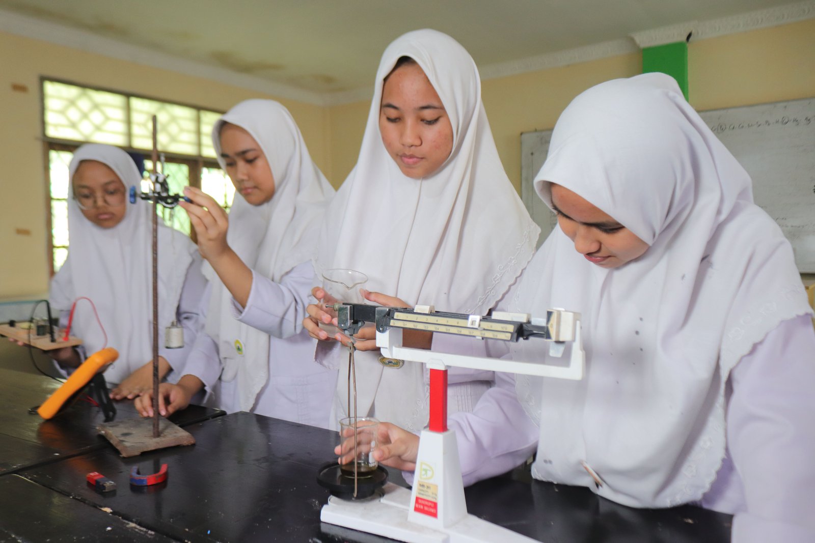 Laboratorium Fisika